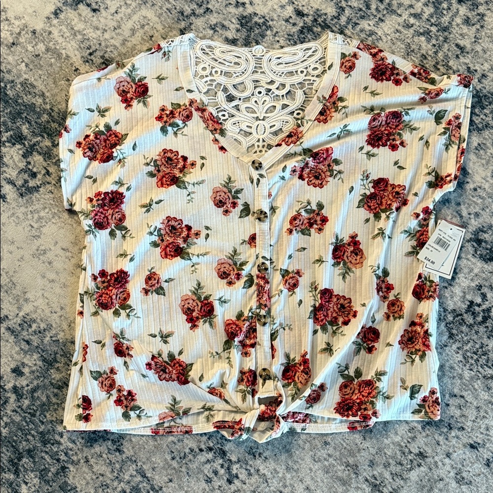 Floral Button-Front Blouse with Lace Detail Size 2X